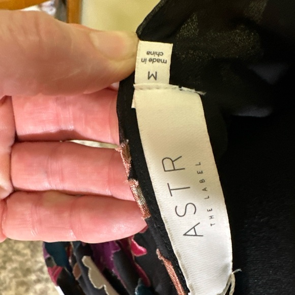 Alivia ASTR the label , floral, mini dress NWT size M - Picture 7 of 15